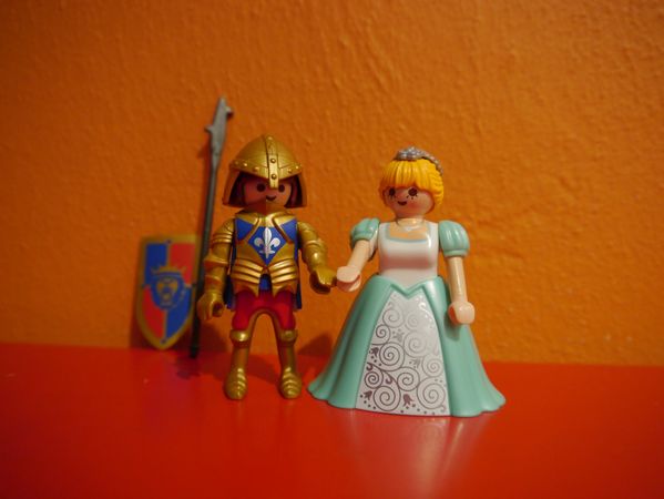 Burgfräulein und Ritter