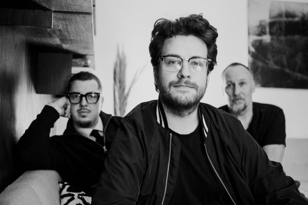 Simon Oslender mit Trio