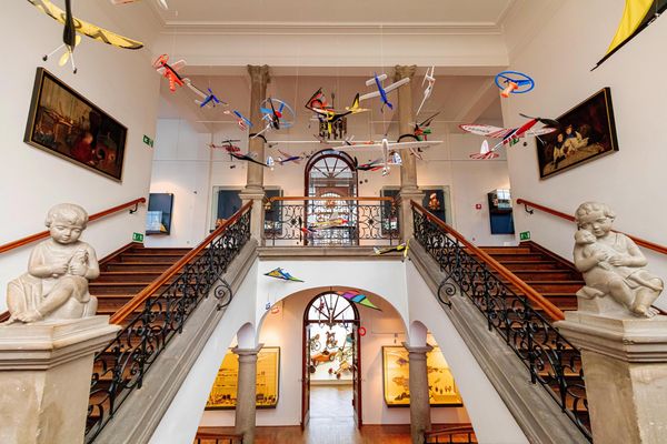 Das historische Treppenhaus bringt Klein und Groß zum Staunen