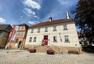 Das neu sanierte Rathaus der Stadt Seßlach